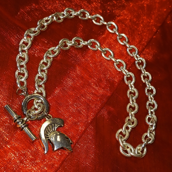 Spartan Helmet Pendant - Picture 2 of 11